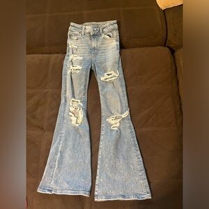 American eagle super high rise flare ripped jeans size 000 short